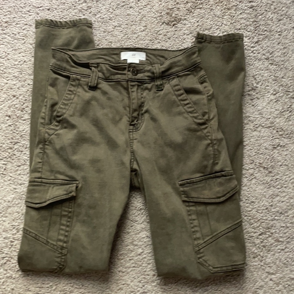 H&M skinny cargo pants